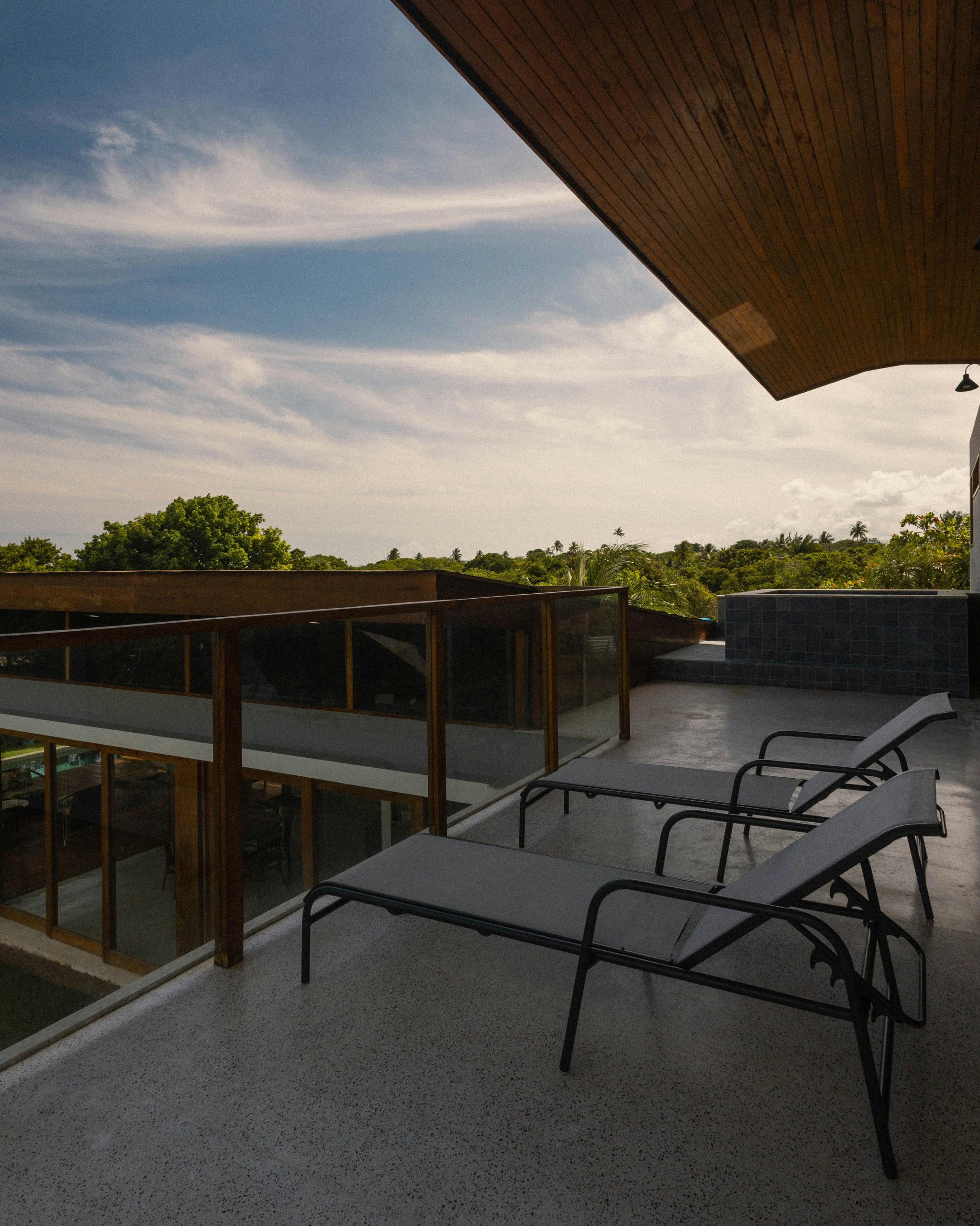 Terrasse aménagée avec mobilier extérieur